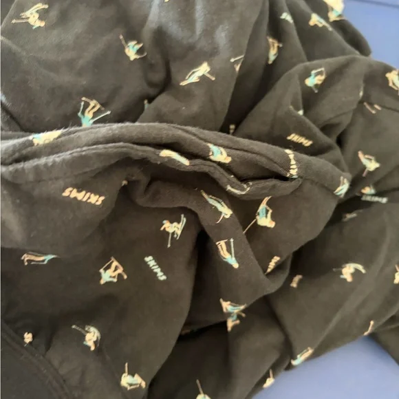 Skims Boyfriend long sleeve and Pant Set - Picture 3 of 4